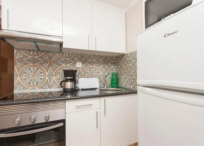 Principe Real, 1br 1ba, Private Terrace, Calm Lägenhet Lisboa