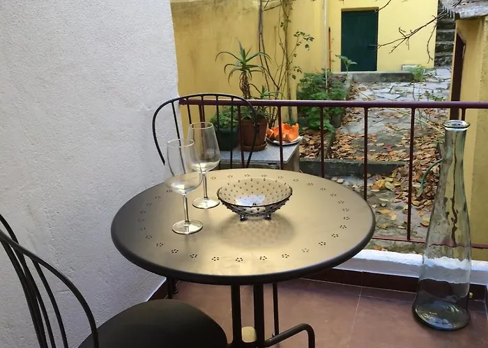 Principe Real, 1br 1ba, Private Terrace, Calm 리스본