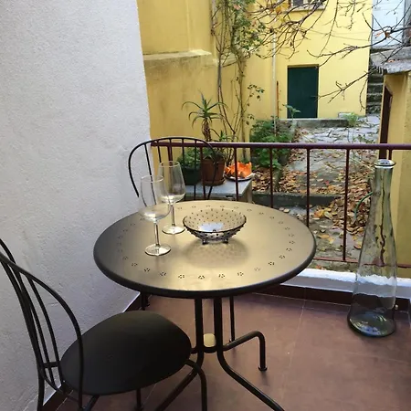 Principe Real, 1br 1ba, Private Terrace, Calm Lissabon